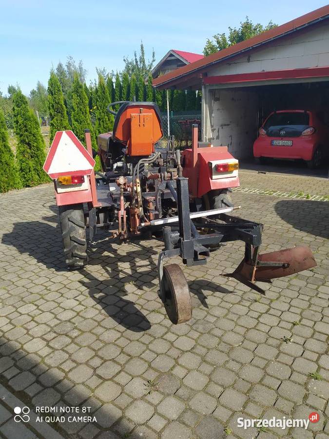 sprzedam traktor sam z osprzętem pomorskie Suchy Dąb