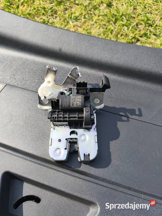 Zamek klapy bagażnika cupra formentor Klapy bagażnika Radomsko sprzedam
