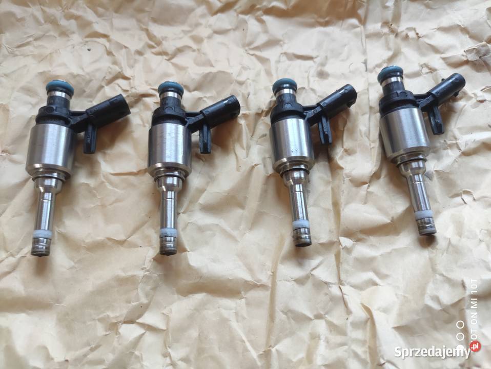 4 x wtryskiwacz AUDI VW GOLF PASSAT SKODA SUPERB Miłcz