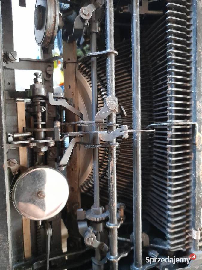 Stara niemiecka maszyna do pisania ERIKA Katowice