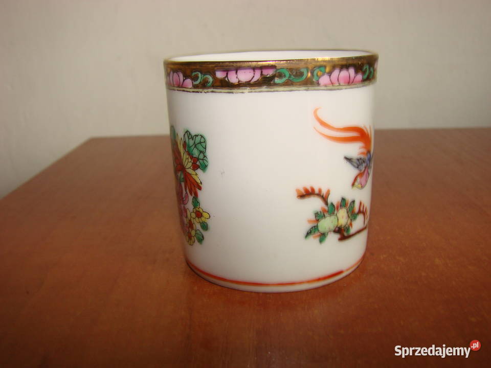 mała porcelanowa chińska filiżanka Porcelana i szkło