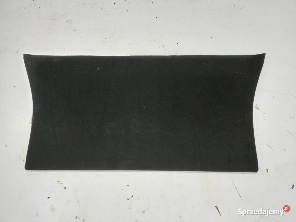 TESLA MODEL Y 2024r DYWAN WYKŁADZINA BAGAŻNIKA