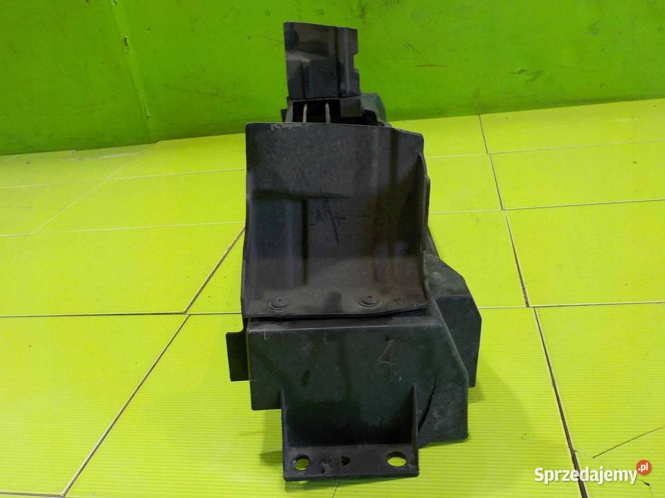 KIA SPORTAGE II 08r kierownica powietrza zaluzja osobowe Suków