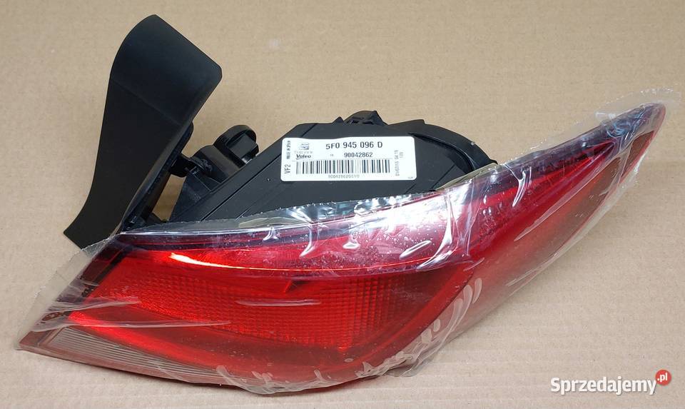 LAMPA TYŁ TYLNA PRAWA SEAT LEON III 5F HATCHBACK Mielęcin