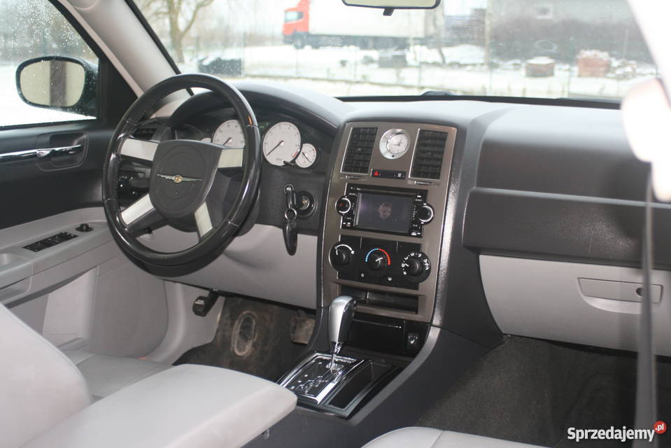Chrysler 300C 35 V6 LPG 3 x DVD TV skóra NAVI warmińsko-mazurskie Gajewo