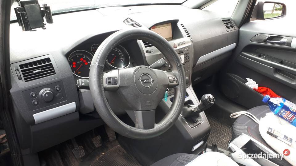 Syndyk sprzeda samochód osobowy Opel Zafira diesel mazowieckie Warszawa