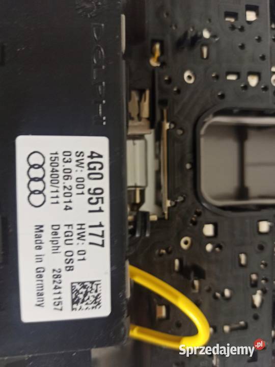 AUDI A6 LAMPKA PODSUFITKI 4G0947135 dolnośląskie