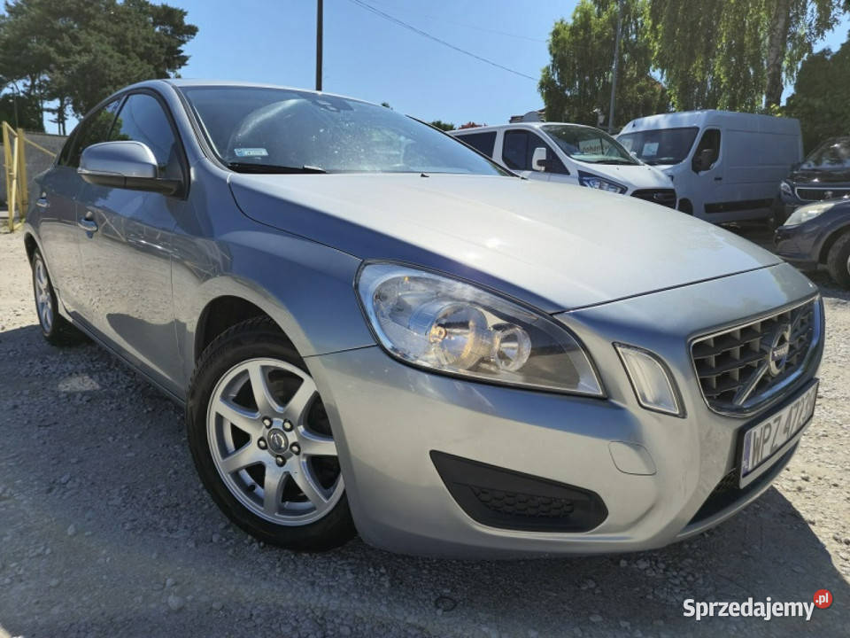Volvo S60 Zadbany Stan II 2010 srebrny Bydgoszcz