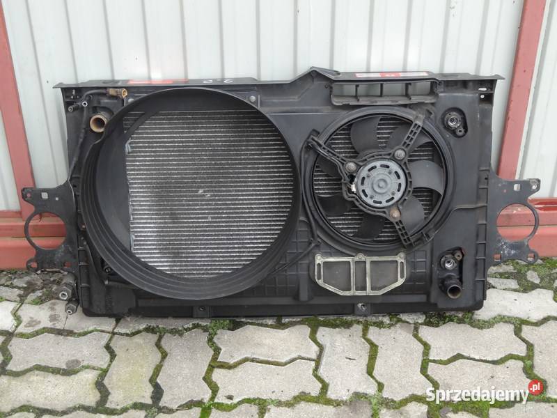AUDI A8 D2 9902 37 42 CHLODNICE PAS PRZEDNI osobowe