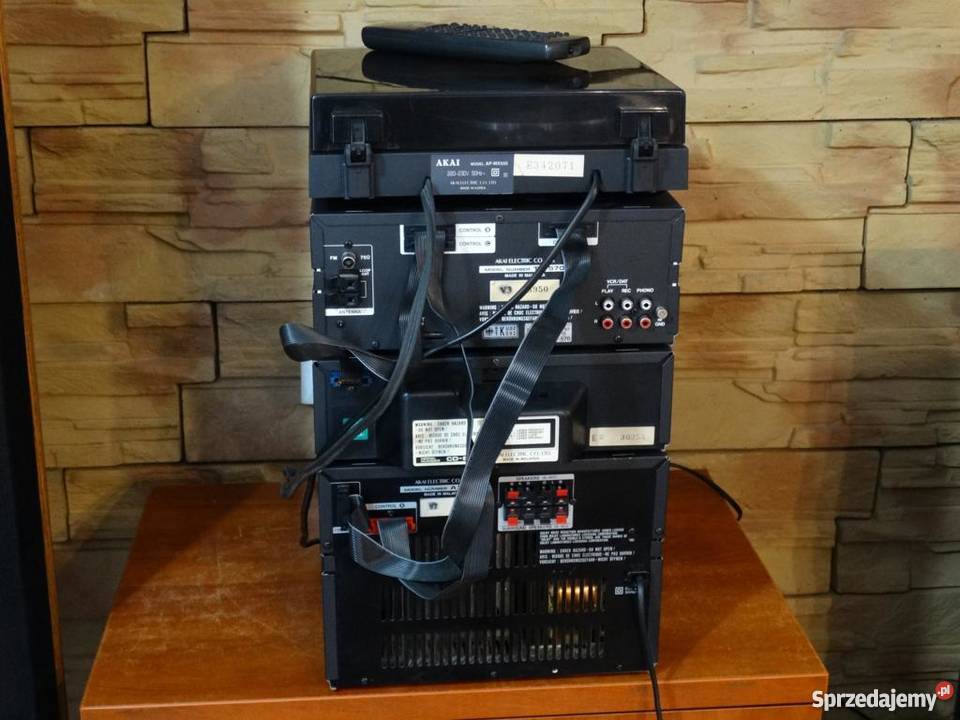 Wieża Akai gramofon pilot mocna i sprawna Jasło sprzedam