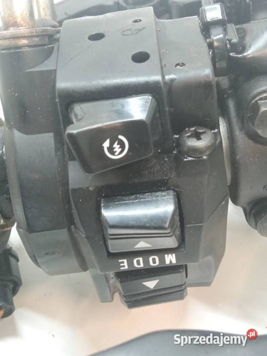 PRZEŁĄCZNIK MANETKA HAMULEC K8 K9 L0 Suzuki