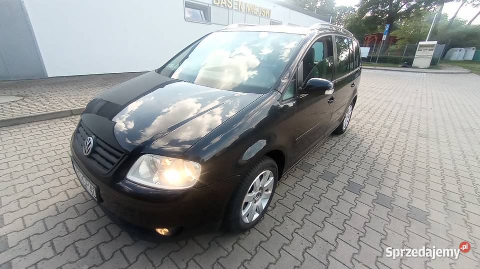 Śliczny VW Touran 5 osobowy zamiana centralny zamek Paczków