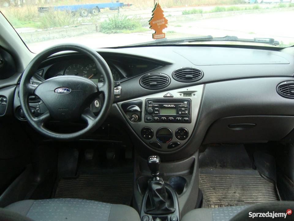 Ford Focus srebrny Szczecin