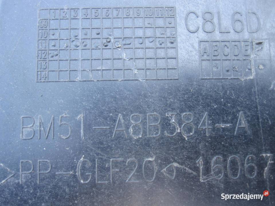 FORD FOCUS MK3 III 12r osłona dolna zderzaka sprzedam