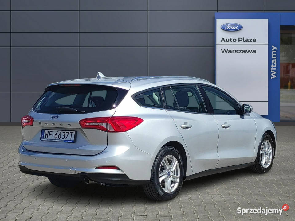 Ford Focus Trend Edition 10 EcoBoost 125 M6 srebrny Focus Warszawa sprzedam