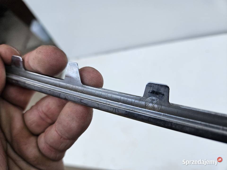 VW PASSAT B8 LIFT LISTWA CHROM ZDERZAKA PRZÓD Międzychód sprzedam