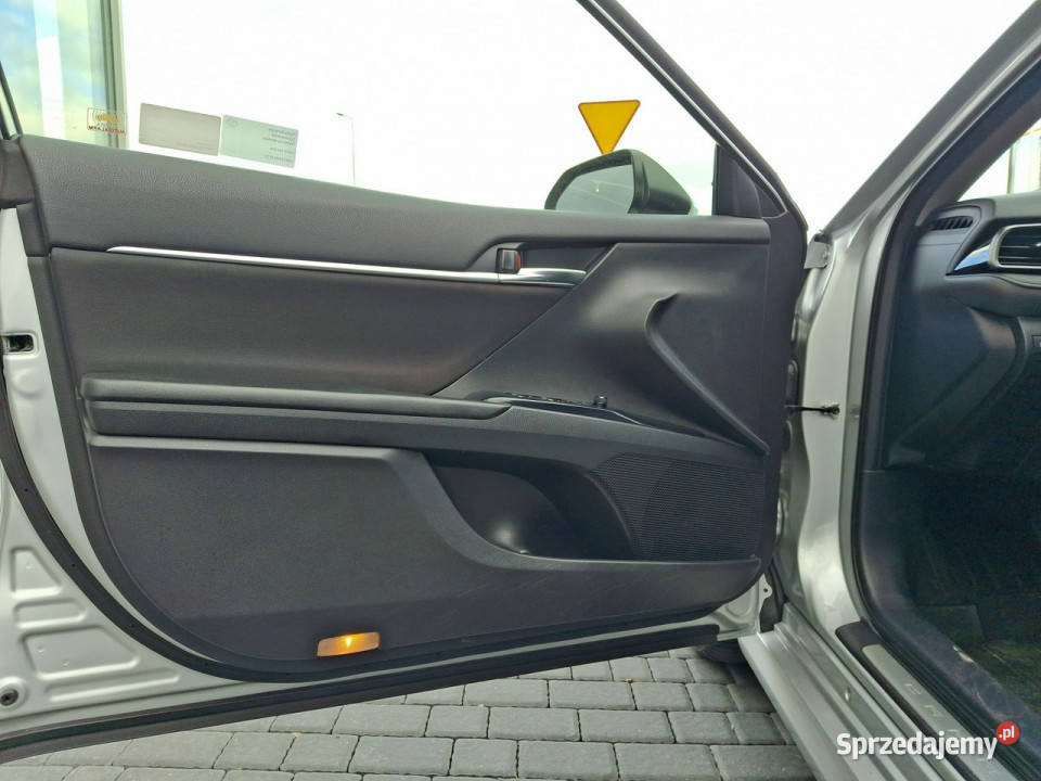 Toyota Camry Polski Salonserwis ASO Vat marża IX bluetooth Toruń