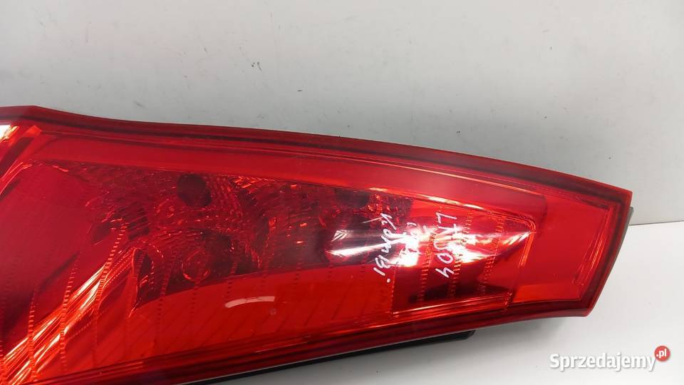 HYUNDAI I30 KOMBI LAMPA TYŁ LEWA Zbierkowo