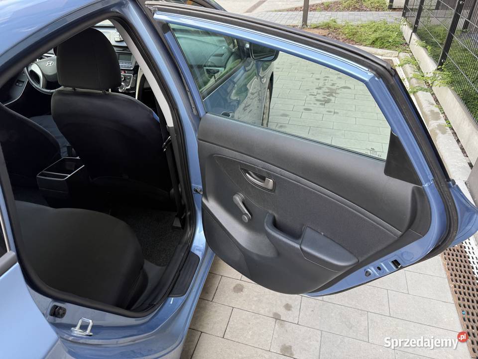 Samochód HYUNDAI i30 Comfort 14 Benzyna 2012 Katowice