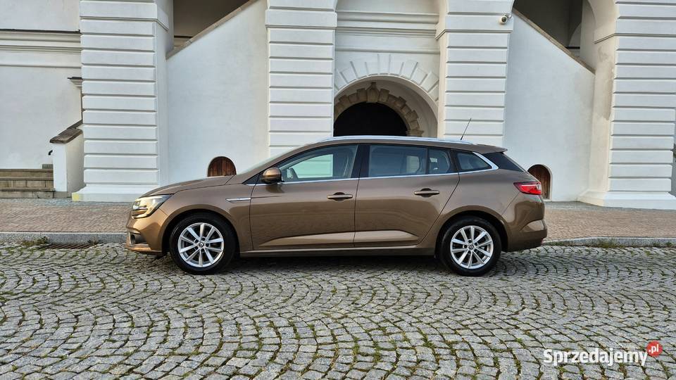 Renault Megane IV 12 Turbo Benzyna Nawigacja Rok produkcji 2017 Megane Zamość