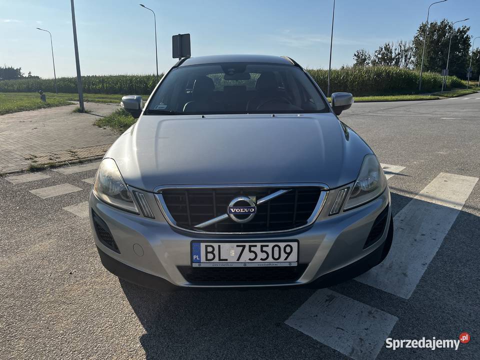 Volvo xc60 nowe opony wielosezonowefiltry i OC podlaskie Łomża