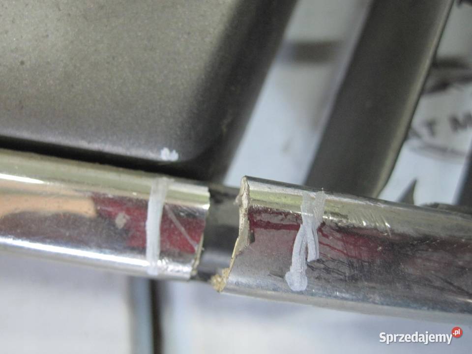 AUDI A4 B7 grill atrapa 8E0853651Q Atrapy