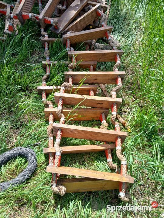 Sprzedam mocną linę okrętową widoczną na