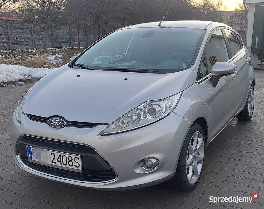 12 Benzyna GHIA 2 Kluczyki Hak dopinany Lublin sprzedam