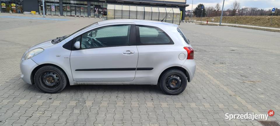 Yaris 14 d4d Yaris Krosno sprzedam