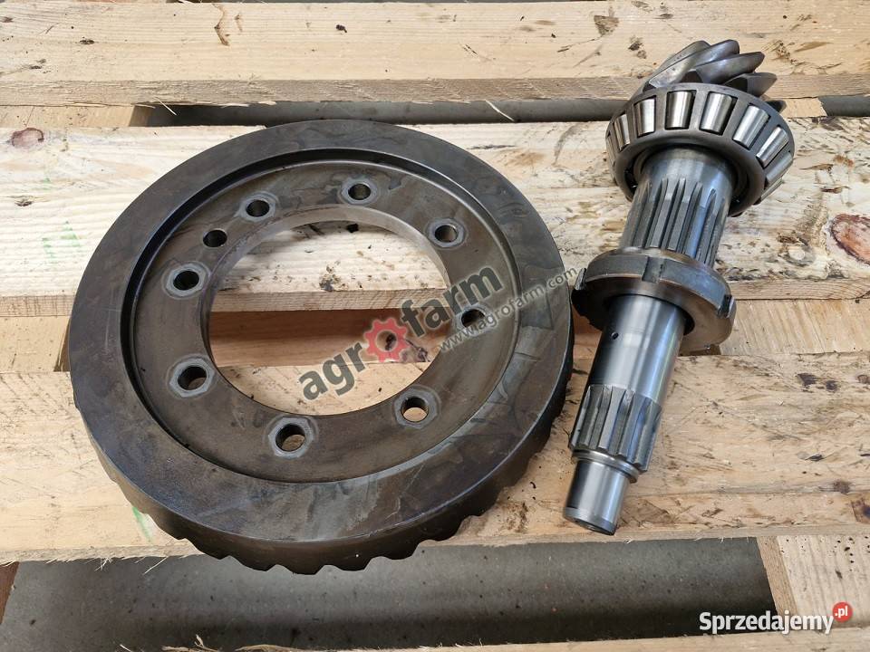 Wałek atakujący z kołem John Deere 5400 5500 sprzedam