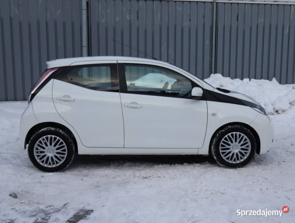 Toyota Aygo 10 VVTi 51KM