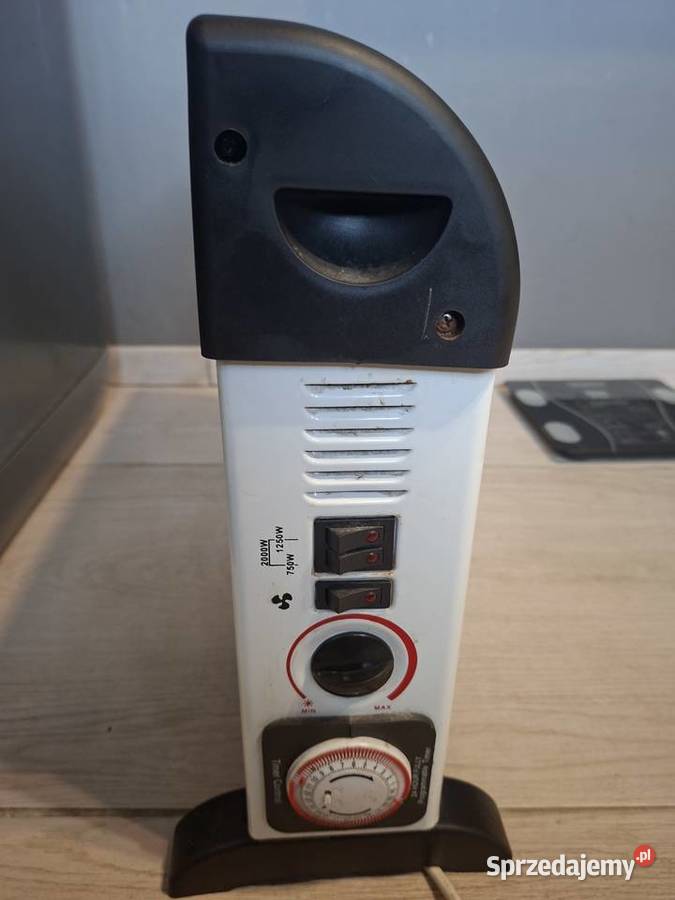 Grzejnik elektryczny z nadmuchem ARDES 220240v Grzejniki