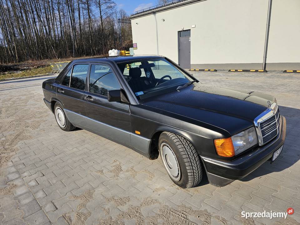 Mercedes 190 benzyna Wąchock