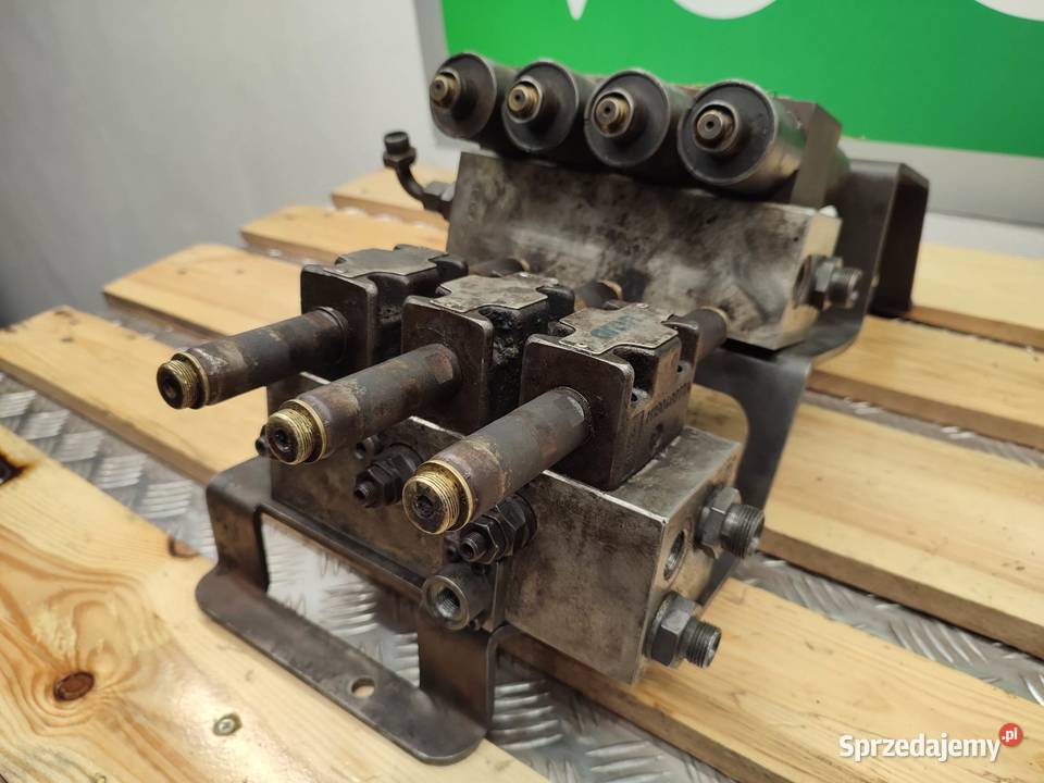 Blok hydrauliczny Merlo 4025 M18040077A Wilkowo