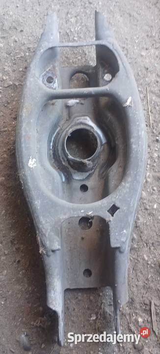 Wahacz BMW E81 E82 E88 E87 E90 wahacze tył Rok produkcji 2013 podlaskie Łomża