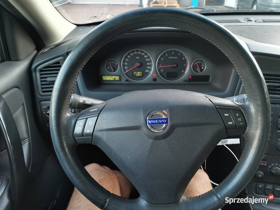 VOLVO S60 24 turbo 200 automat bogate elektryczne szyby małopolskie Tarnów