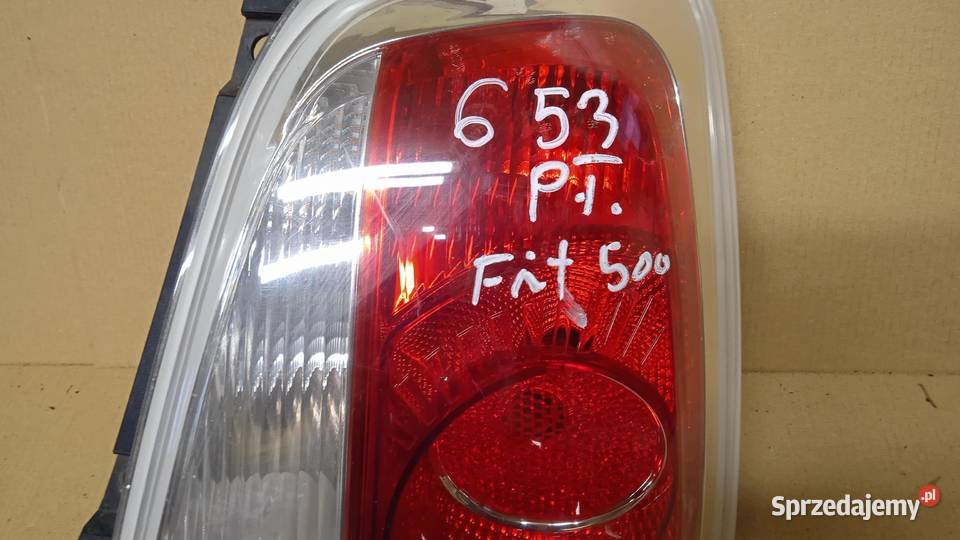 FIAT 500 I LAMPA TYŁ PRAWA Zbierkowo