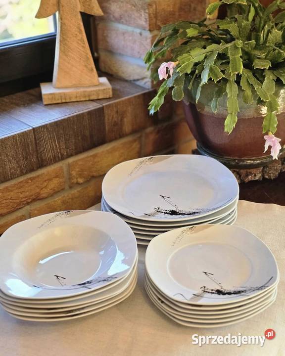 159 Zestaw 18 sztuk talerzy ślaczki Zabrze