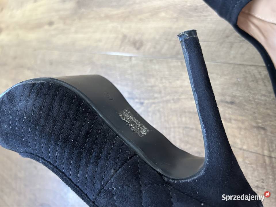 Buty na obcasie 37 czółenka koturny