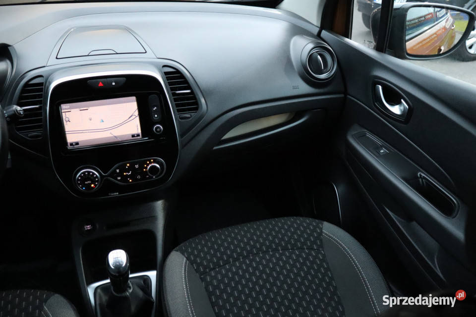 Renault Captur 09 TCe system Start-Stop
