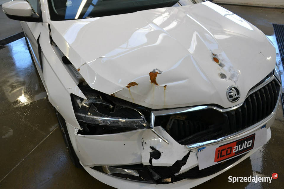 koda Fabia edition 10 mpi benzyna 75 klima ledy Fabia