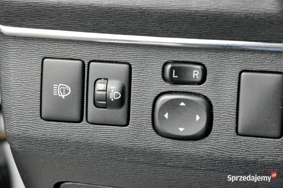 Toyota Avensis 16VVTi 132 czujnik zmierzchu mazowieckie Węgrów
