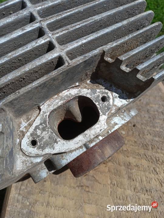 Cylinder głowica MZ ETZ 250 82r
