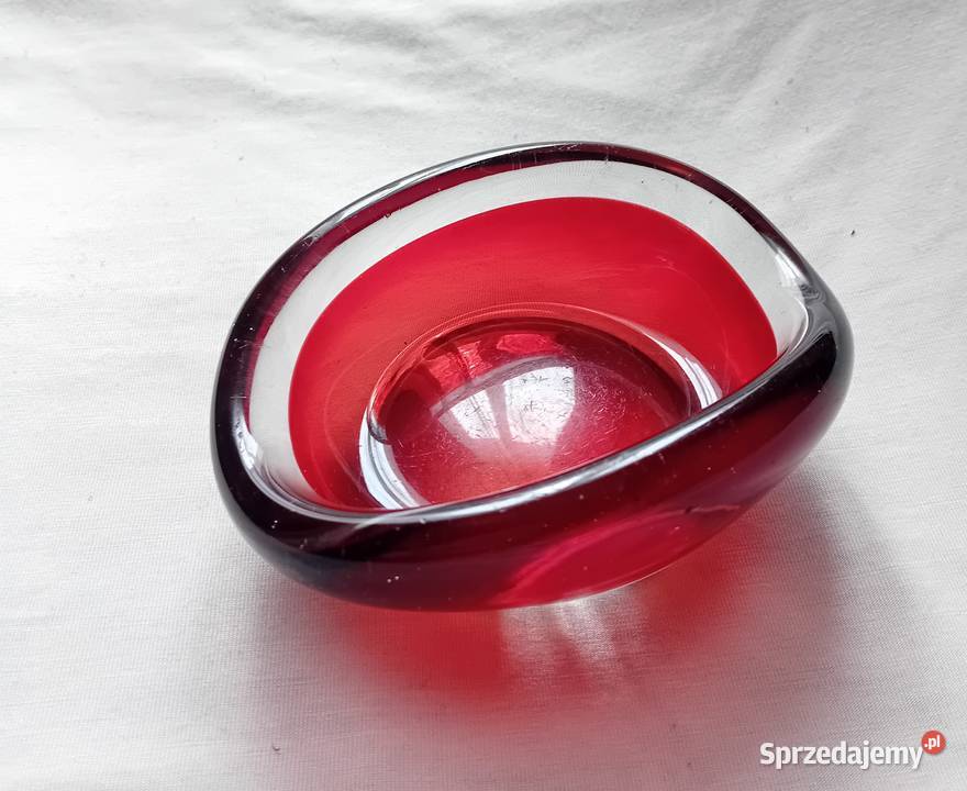 Dwukolorowa miseczka Kosta Boda autor projektu Porcelana i szkło wielkopolskie Koźminek