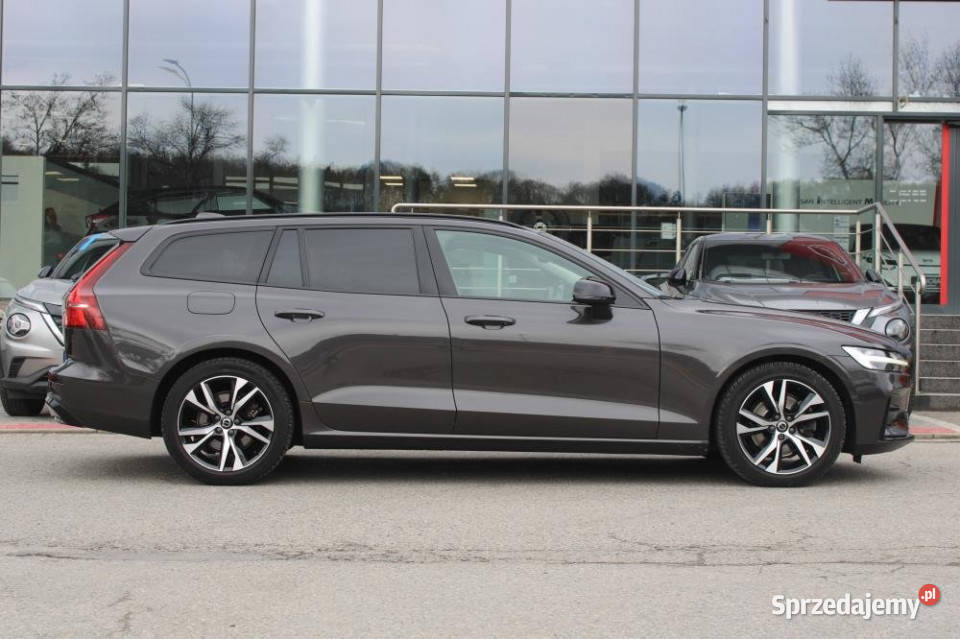 Volvo V60 2023r kamera skóra el klapa FV23 Kraków