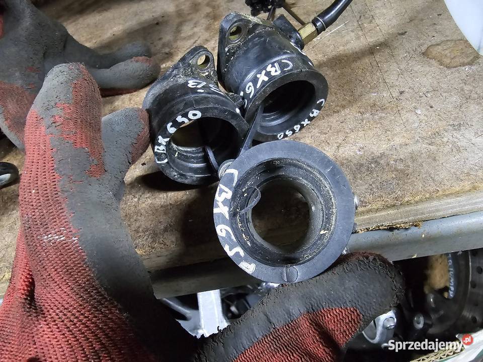 Honda CBR 400 króćce ssące cbr400 intake Jelenia Góra