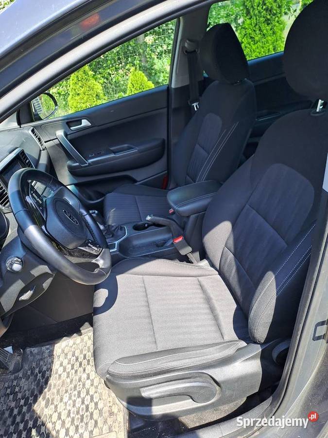Kia sportage 16 crdi 4wd 2019 manual światła przeciwmgielne wielkopolskie Czarnków