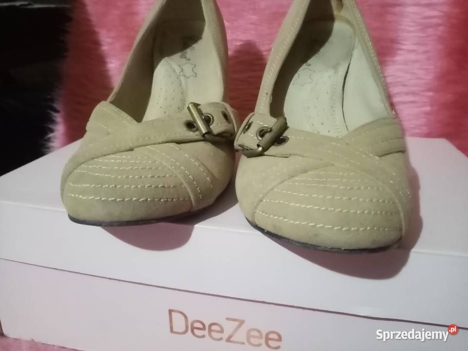 CellinaBalerinki czółenka na obcasieBeżSkóra skóra Obuwie Świdnik