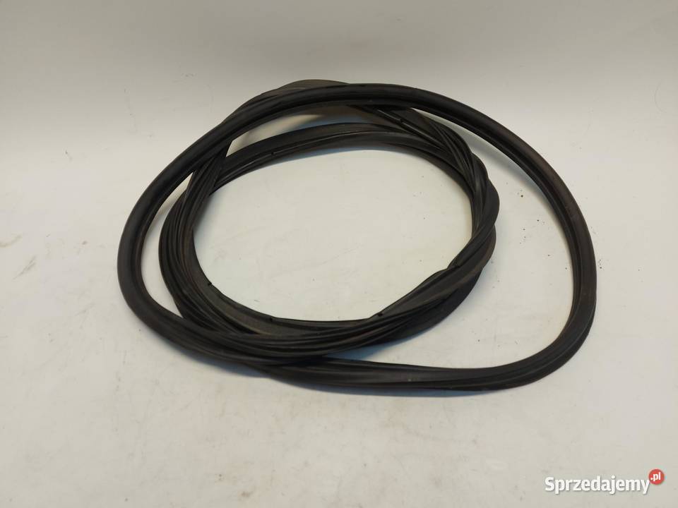 Honda HRV III eHEV 2022r USZCZELKA BAGAŹNIKA sprzedam