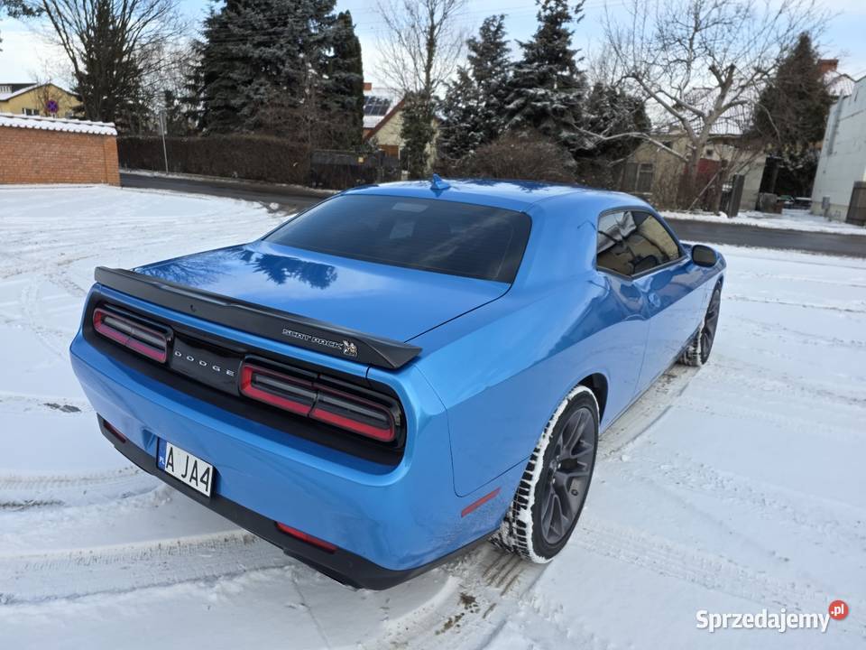 Dodge Challenger 392 V8 64 Radom